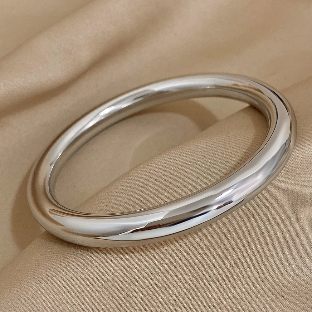 PELO Bangle bracelets